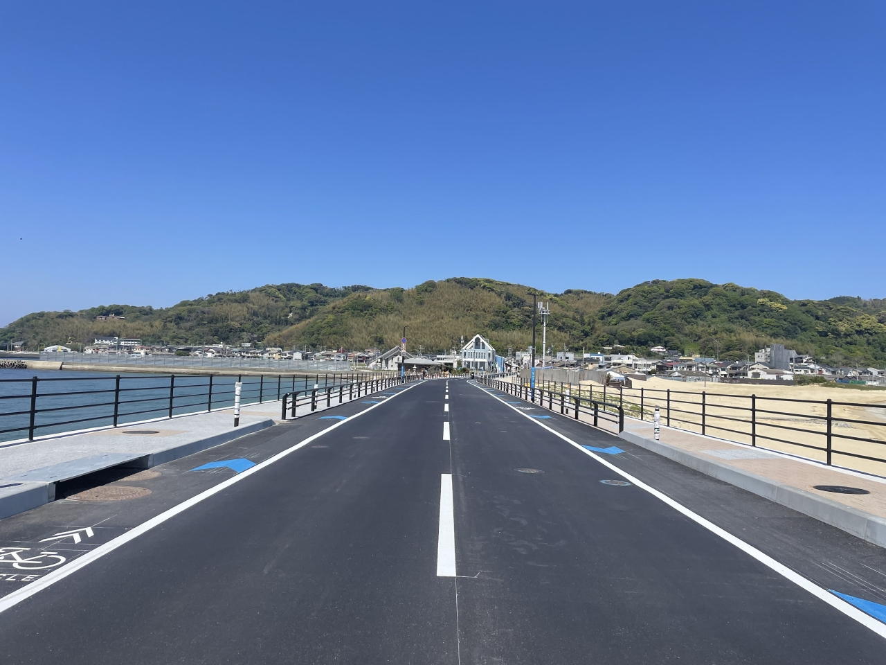 主要地方道志賀島和白線道路舗装工事